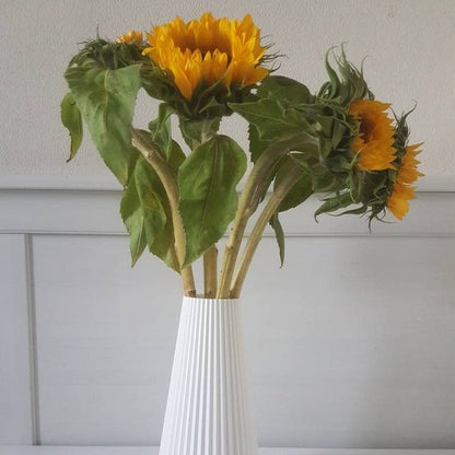 Osaka Vase: Geometric Design