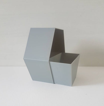 Nevada Wall Planters: Honeycomb Design