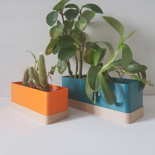 Flora Indoor Planter with Drip Tray